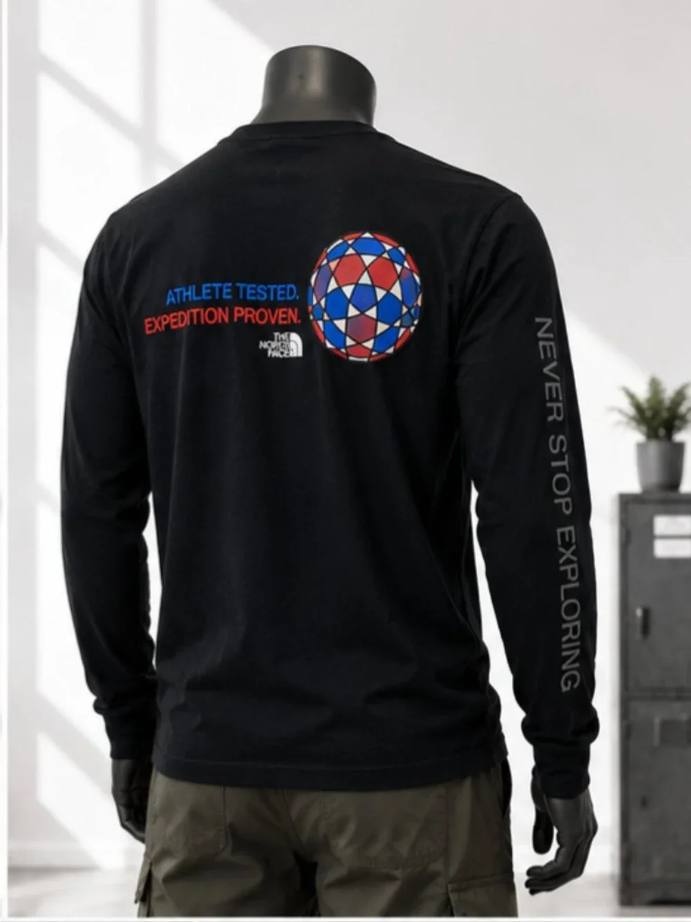 The North Face IC International Competition Rare Tee Large